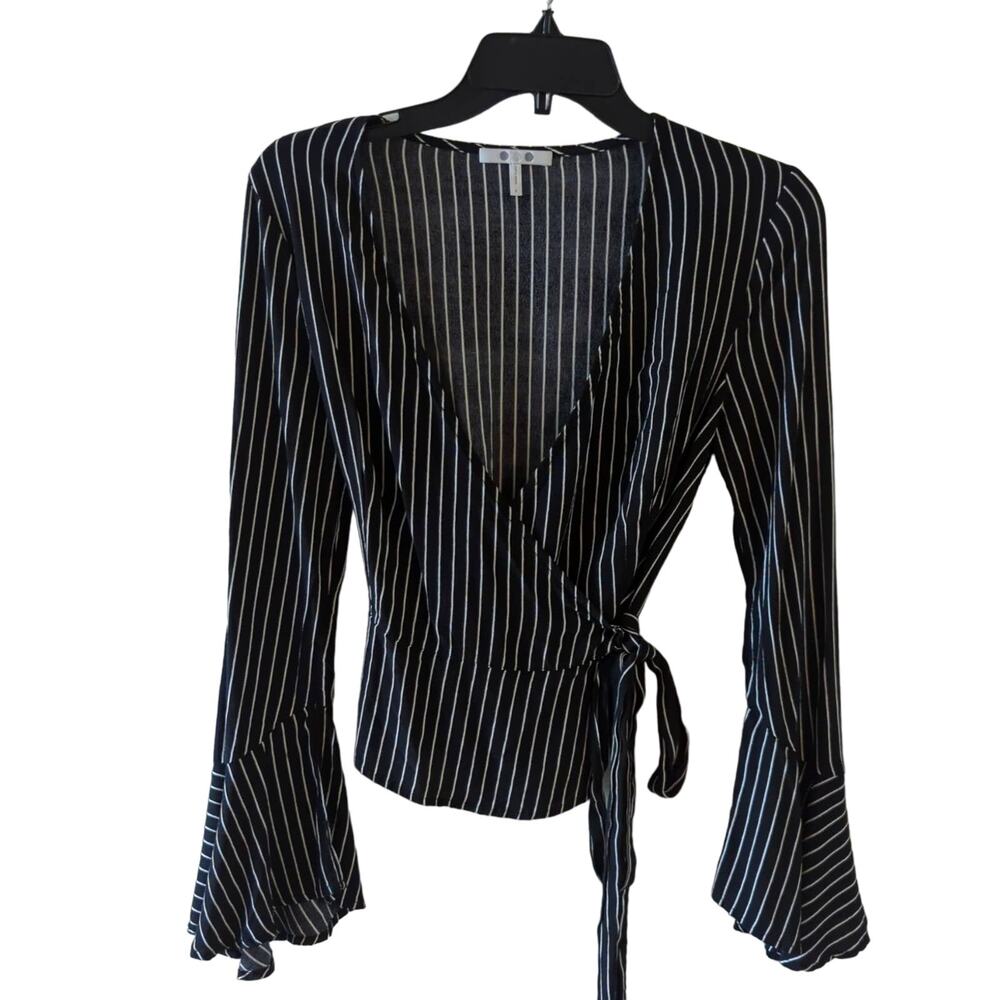 Three Dots Wrap Top, EUC, S